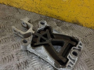 подушка крепления КПП, ориг. номер LX616P082AC, Ford Bronco Sport 1 поколение 2020-2024