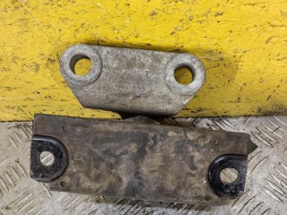 подушка крепления двигателя Opel Corsa D 2006-2011, 1.2 л, 13130745