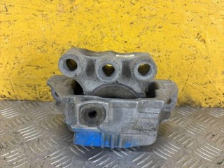 подушка крепления двигателя, ориг. номер 00520685530, Jeep Renegade 2018-2026