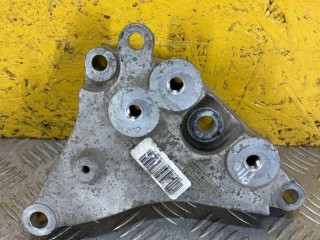 кронштейн коробки (балка кпп), ориг. номер 51978706, Jeep Renegade 2018-2026