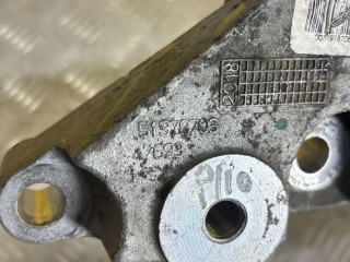 кронштейн коробки (балка кпп), ориг. номер 51978706, Jeep Renegade 2018-2026