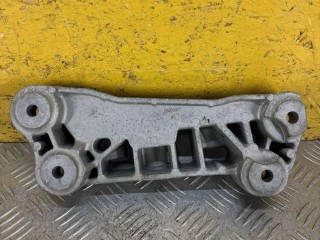 кронштейн двигателя, ориг. номер 60006091, Buick Encore GX 1 поколение 2019-2023