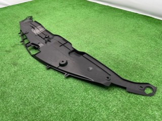 Накладка на панель радиатора, ориг. номер 53295-33040, Toyota Camry V40 2004-2006