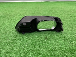 Рамка противотуманки передняя правая, ориг. номер 5212733040, Toyota Camry V40 2004-2006