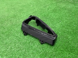 Крепление поворотника переднее правое, ориг. номер 8148133080, Toyota Camry V55 2014-2017