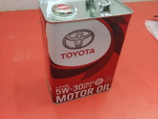 Масло моторное, ориг. номер 0888010705, Toyota
