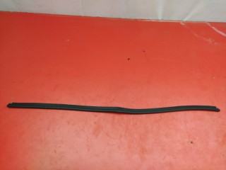 Резинка на бампер передняя, ориг. номер 53395-12050, Toyota Corolla E150 2006-2010