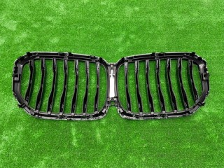 Решетка радиатора передняя, ориг. номер 51137454887, BMW Х5 G05