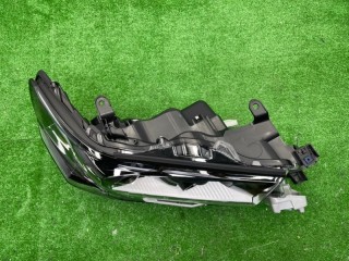 Фара AFS правая, ориг. номер TYL020410182L, Toyota Land Cruiser 200 2012-2015