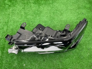 Фара AFS левая, ориг. номер TYL020410182L, Toyota Land Cruiser 200 2012-2015