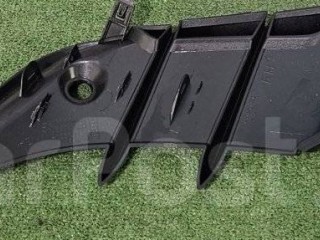 Рамка противотуманки передняя правая, ориг. номер 52712YY030, Toyota Camry V80 2020-2024