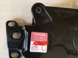 Дистроник передний, ориг. номер 8821006030, Toyota Camry 70 75 2017-2021