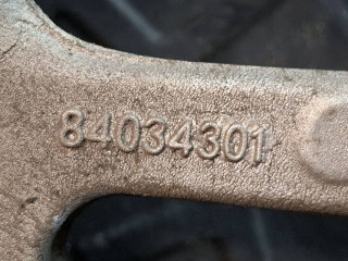 кулак задний правый, ориг. номер 84034301, Chevrolet Equinox 3 поколение 2017-2021