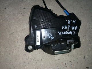 замок двери передней правой, Toyota Avensis 2 поколение T250 2003-2006