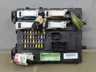 блок предохранителей, ориг. номер DV6T14A073JG, Ford Escape 3 поколение C520 2012-2015
