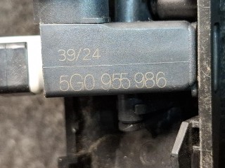 форсунка омывателя правая, ориг. номер 5G0955986, Volkswagen Taos 1 поколение [рестайлинг] 2024-2026