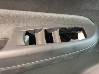 обшивка двери передней левой, ориг. номер 42869036, Buick Envista 1 поколение 2022-2026