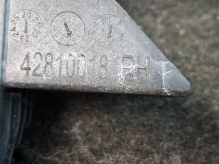 кронштейн (крепление) радиатора правый верхний, ориг. номер 42810018, Buick Envista 1 поколение 2022-2026