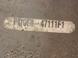 брызговик левый передний перед., ориг. номер PU060-47111F1, Toyota Prius V 1 поколение ZVW41 [рестайлинг] 2014-2018