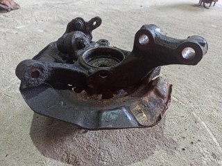 кулак передний правый, Toyota Sienna 2 поколение XL20 [рестайлинг] 2006-2009