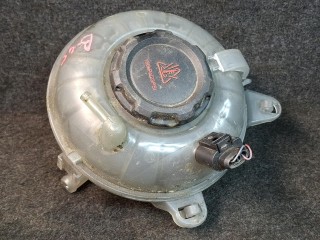 бачок расширительный, ориг. номер 5QM121407B, Volkswagen Jetta 7 поколение 2018-2022