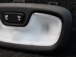 фонарь салона (плафон) задний верхний, ориг. номер 87839877, Chevrolet Trax 2 поколение 2023-2026