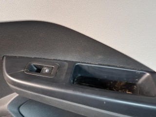 обшивка двери задней правой, ориг. номер 2GJ867212E, Chevrolet Trax 2 поколение 2023-2026
