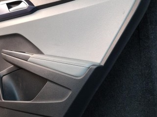 обшивка двери задней правой, ориг. номер 2GJ867212E, Chevrolet Trax 2 поколение 2023-2026