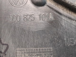 защита днища левая, ориг. номер 5Q0825101A, Volkswagen Taos 1 поколение 2020-2024