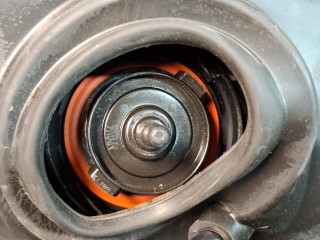 лючок топливного бака, ориг. номер 2GJ809999, 2GJ809857B, Volkswagen Taos 1 поколение 2020-2024