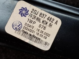 стеклоподъемник передний правый, ориг. номер 2GJ837462A, Volkswagen Taos 1 поколение 2020-2024