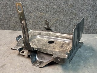 полка аккумулятора, ориг. номер 84618340, Chevrolet Equinox 3 поколение [рестайлинг] 2021-2024