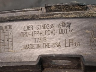 накладка колесной арки передняя левая, ориг. номер LJ6B-S16D239-ADW, Ford Escape 4 поколение CX482 2019-2022