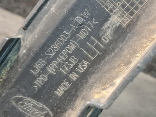 накладка колесной арки передняя левая, ориг. номер LJ6BS286D03ADW, Ford Escape 4 поколение CX482 2019-2022