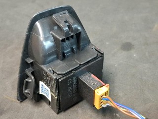 кнопка открытия багажника, ориг. номер 3G0959903B, 17B.867375A, Volkswagen Jetta 7 поколение 2018-2022