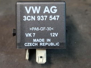 реле (прочие), ориг. номер 3CN937547, Volkswagen Jetta 7 поколение 2018-2022
