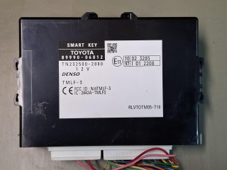 блок управления бесключевым доступом, ориг. номер 89990-06012, Toyota Camry 7 поколение XV40