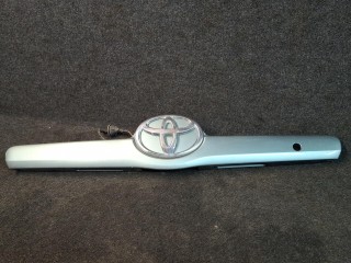 накладка подсветки номера, ориг. номер 7681133130, Toyota Camry 7 поколение XV40 2006-2009