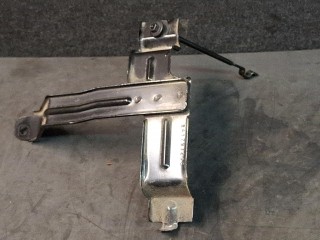 крепление аккумулятора, ориг. номер BDA25196C, 841797253, GMC Terrain 2 поколение 2017-2021