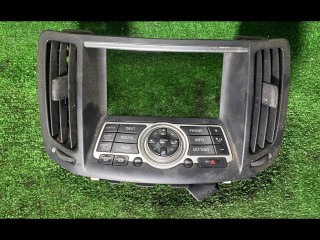 панель управления магнитолой Infiniti G 4 поколение