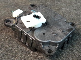 моторчик заслонки печки, ориг. номер 277316RF0A-GG, Nissan Rogue T33 2020-2024