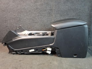 центральный подлокотник, Ford Explorer 6 поколение U625 2019-2024