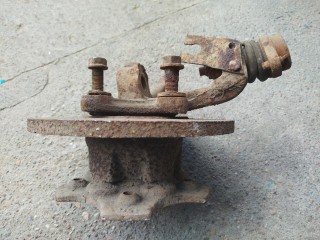 кулак передний правый, Volkswagen LT 1 поколение 1975-1991