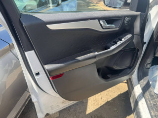 Ford Escape 4 поколение CX482 2020г. 1.6 л., LUB - фото №3