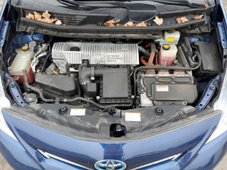Toyota Prius V 1 поколение ZVW41 2014г. 1.8 л. - фото №23