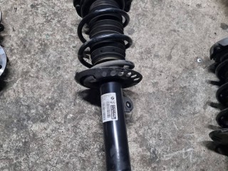 амортизатор передний правый, ориг. номер 31316899672, BMW 1 F40