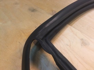 Уплотнитель крыши, ориг. номер 51717008976, BMW X5 2003-2006