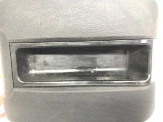 подлокотник, ориг. номер 8213862, 51167140697, 51168215943, 51168213868, BMW 5-series 1995-2000