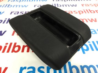 подлокотник, ориг. номер 8213862, 51167140697, 51168215943, 51168213868, BMW 5-series 1995-2000