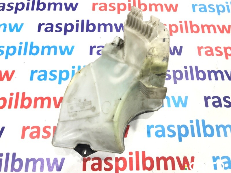61667264145, 7008057, 61667467951, 61677008057 бачок омывателя BMW 3-series 2002г. - фото №5